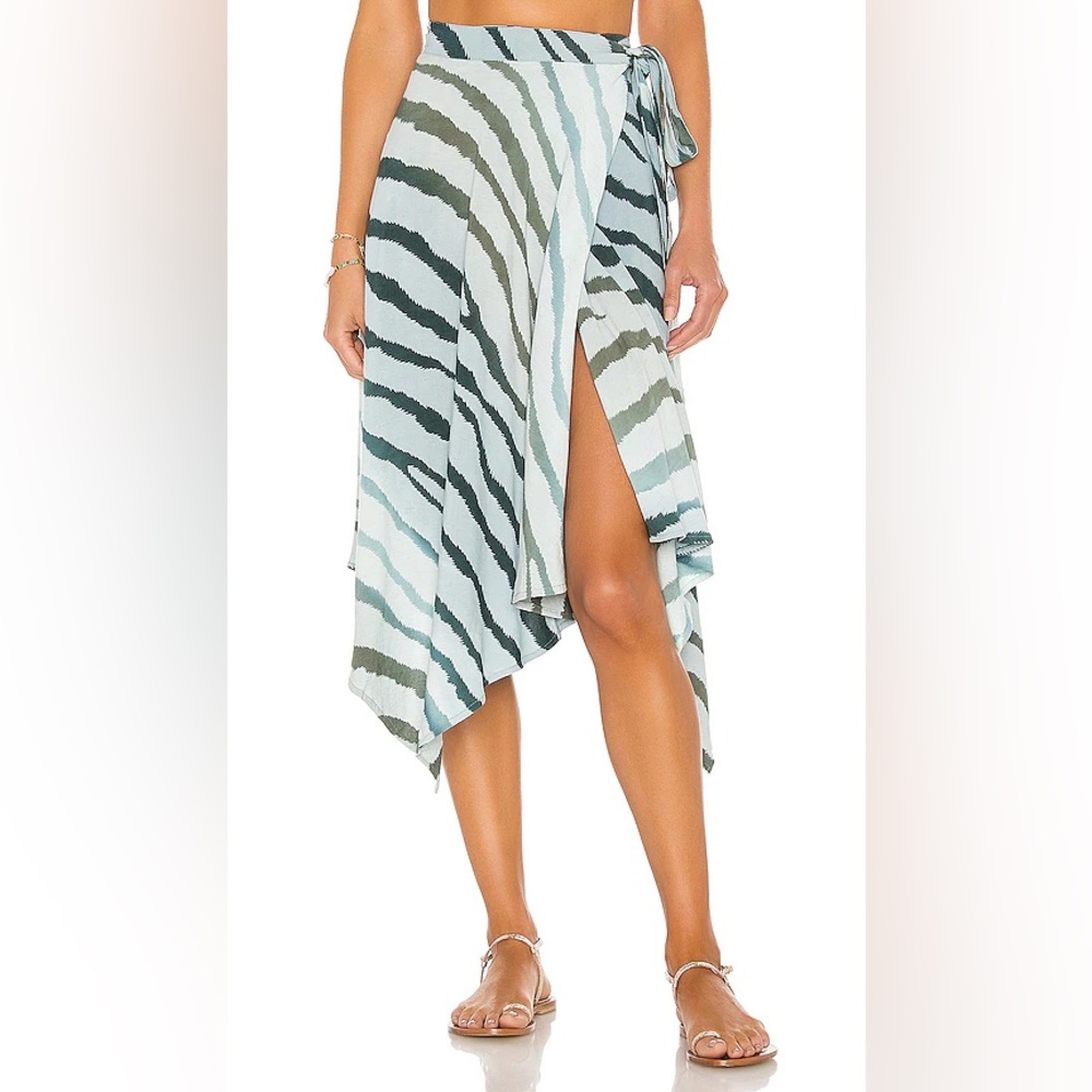 INDAH SELENA PRINTED TEARDROP WRAP SKIRT IN LEAF ZEBRA Size S/M
